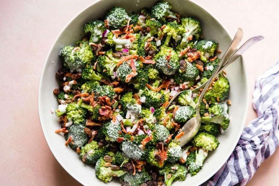 Салат з броколі